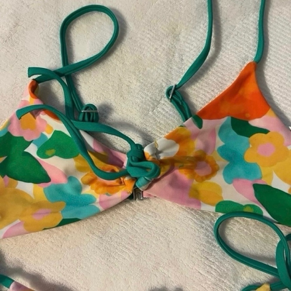 Princess Polly Janey Floral Multi color bikini set - Picture 5 of 6